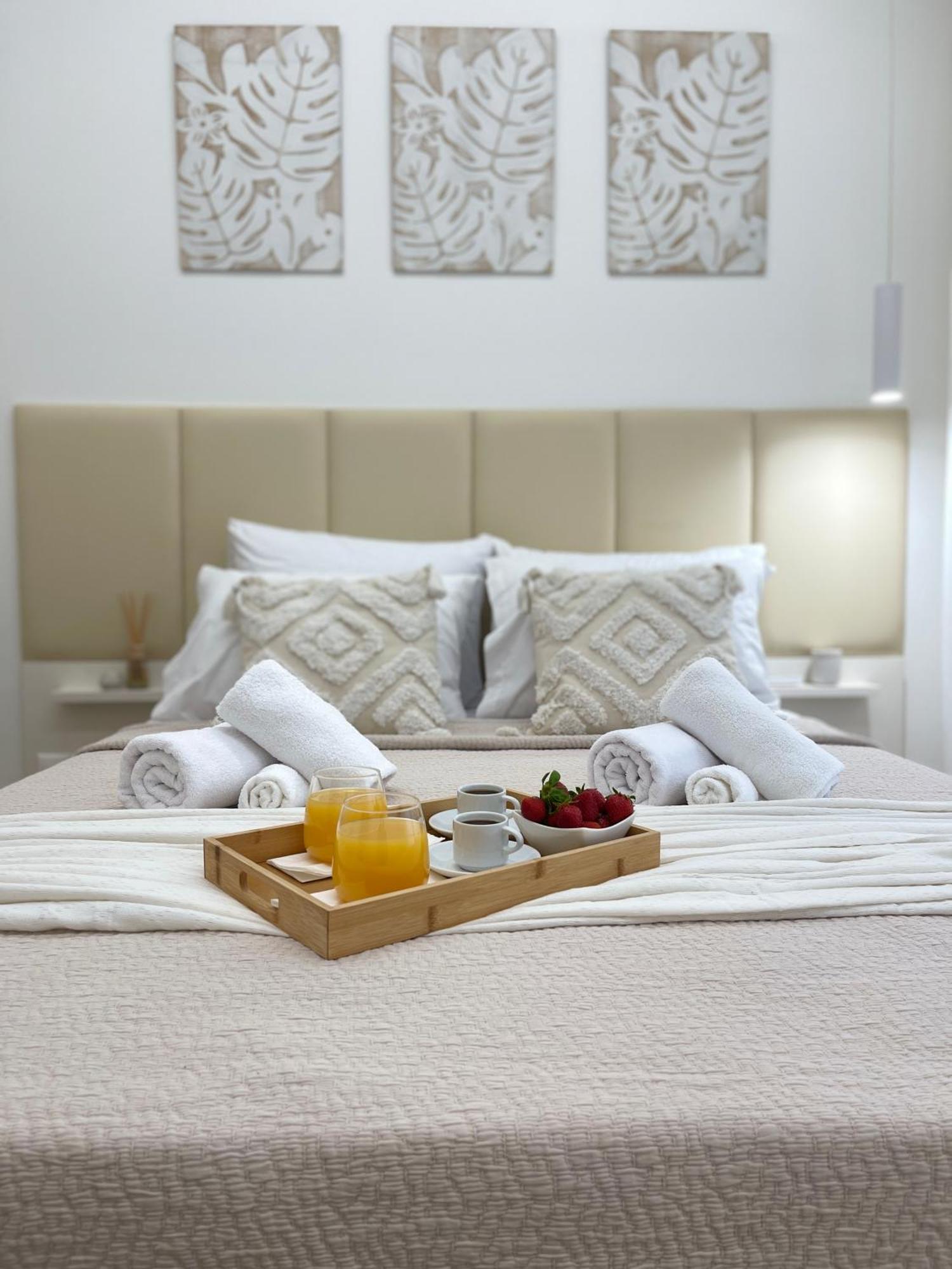 Aurora Apartment , In The Heart Of เอเธนส์ ภายนอก รูปภาพ