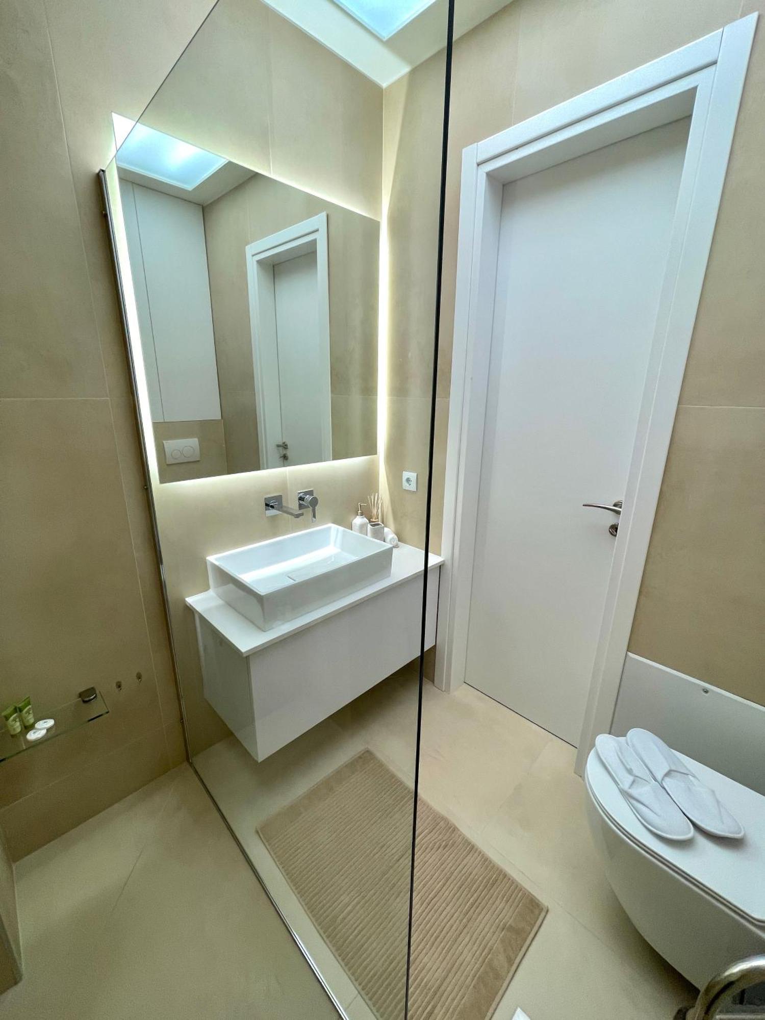 Aurora Apartment , In The Heart Of เอเธนส์ ภายนอก รูปภาพ